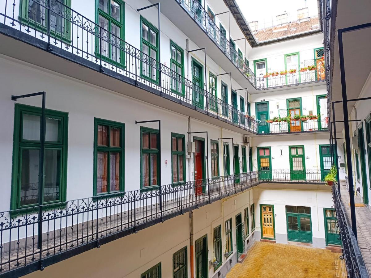 R172 Elitehost Raday Studio Apartment Budapest Eksteriør bilde