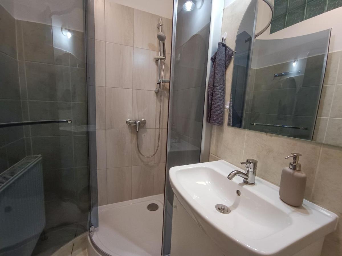 R172 Elitehost Raday Studio Apartment Budapest Eksteriør bilde