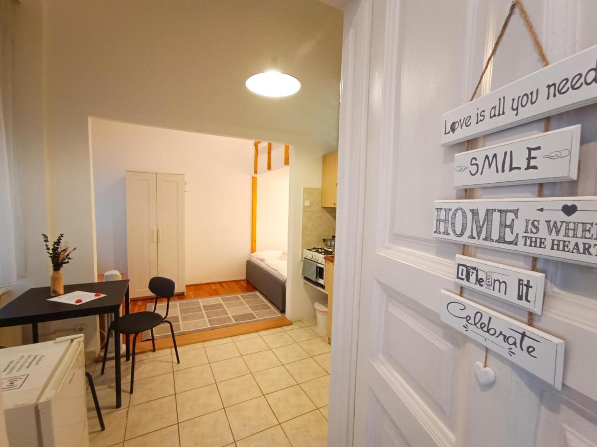 R172 Elitehost Raday Studio Apartment Budapest Eksteriør bilde